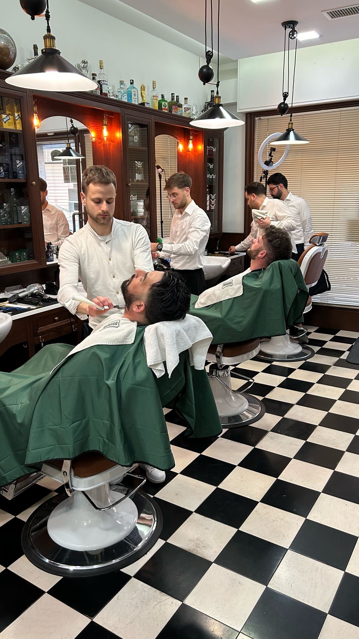 c263700f-e8a9-4dd3-bf77-776d83d4b25f